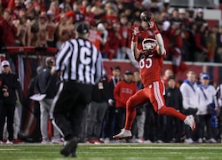 (Bethany Baker  |  The Salt Lake Tribune) Utah Utes tight end Carsen Ryan (85) catches a pass during the game between the Utah Utes and the Brigham Young Cougars at Rice-Eccles Stadium in Salt Lake City on Saturday, Nov. 9, 2024.