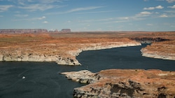 (Bethany Baker | The Salt Lake Tribune) Boaters recreate on Lake Powell near Page, Ariz. on Thursday, July 13, 2023. 